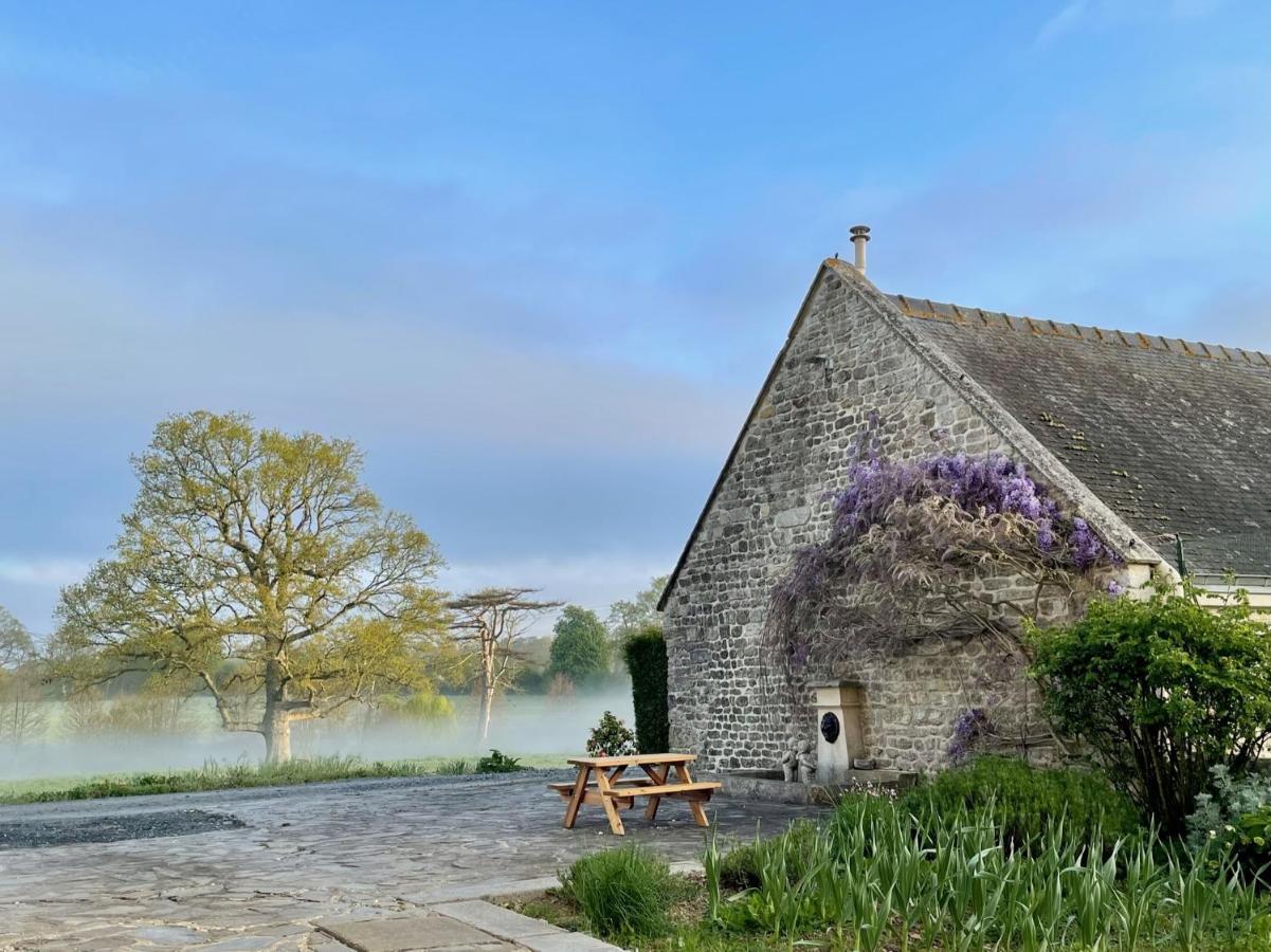 Château du Bû Anctoville Exterior foto